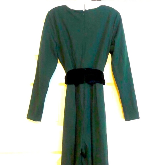 NWT BADGLEY MISCHKA Hadley Emerald Velvet Sash Jumpsuit 6 MSRP $300 - Picture 7 of 9